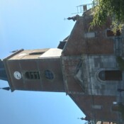 parvis de l'église d'Anor